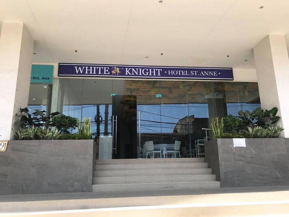 White Knight Hotel Saint Anne Манила Экстерьер фото